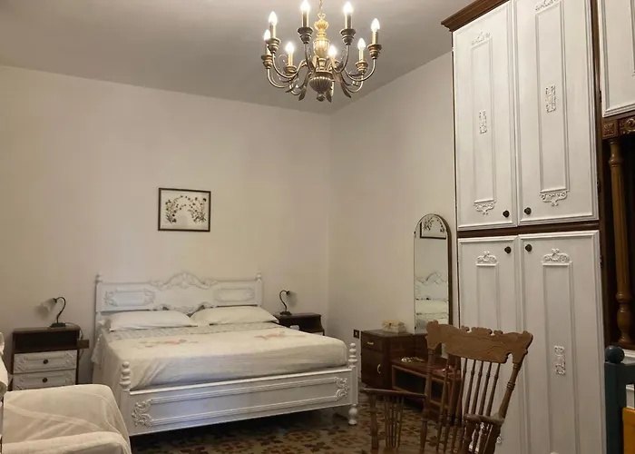 Lägenhet La Maison Di Monica *